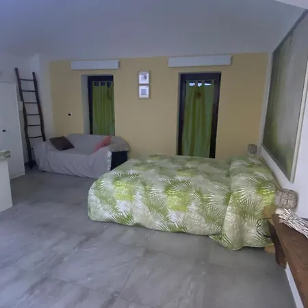 Lastanzadeicastagni Apartment Villar Focchiardo